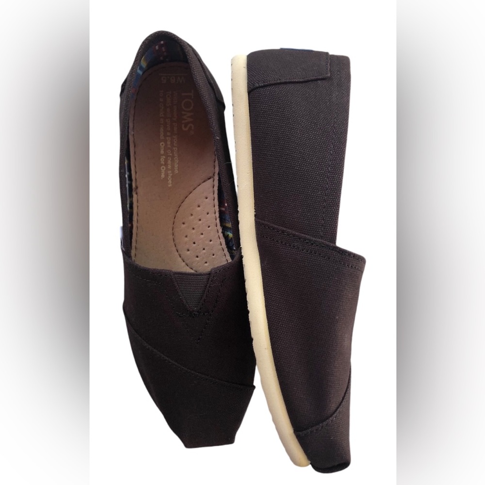 TOMS New Black Canvas Shoes